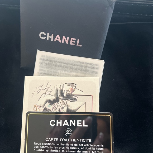 COPY - Chanel Classic Flap Shoulder Bag – Medium: 10″ W x 6.3″ H x 3″ D - Picture 11 of 16